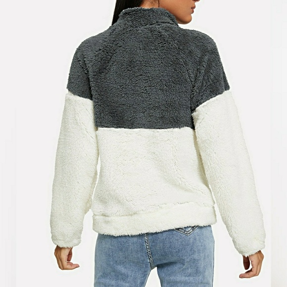 🌿VIVA | Kangaroo Pocket Teddy Sweats - Picture 4 of 5